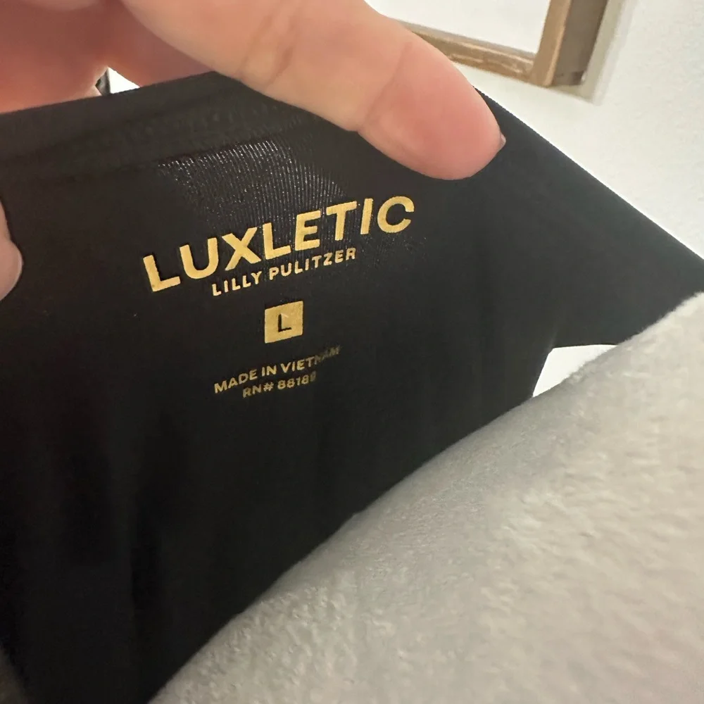 Lilly Pulitzer Black Luxletic Sleeveless Tank Top - Picture 6 of 6